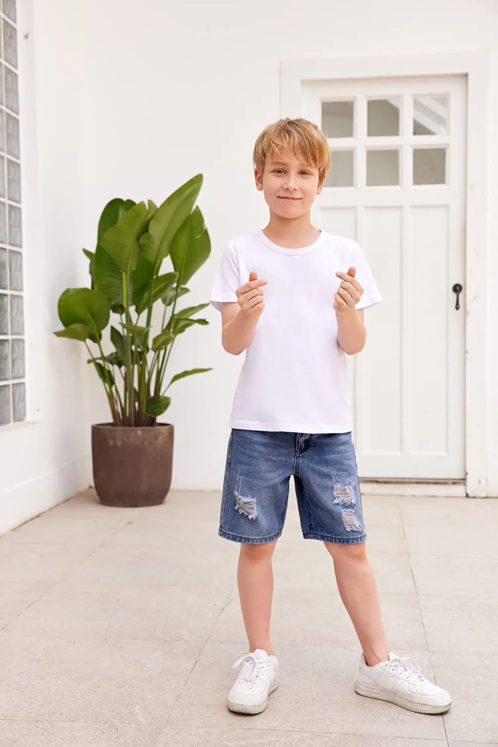 Arshiner Boys Ripped Denim Shorts Boys Straight Distressed Jeans Shorts Summer Casual Short with Pocket for Boys