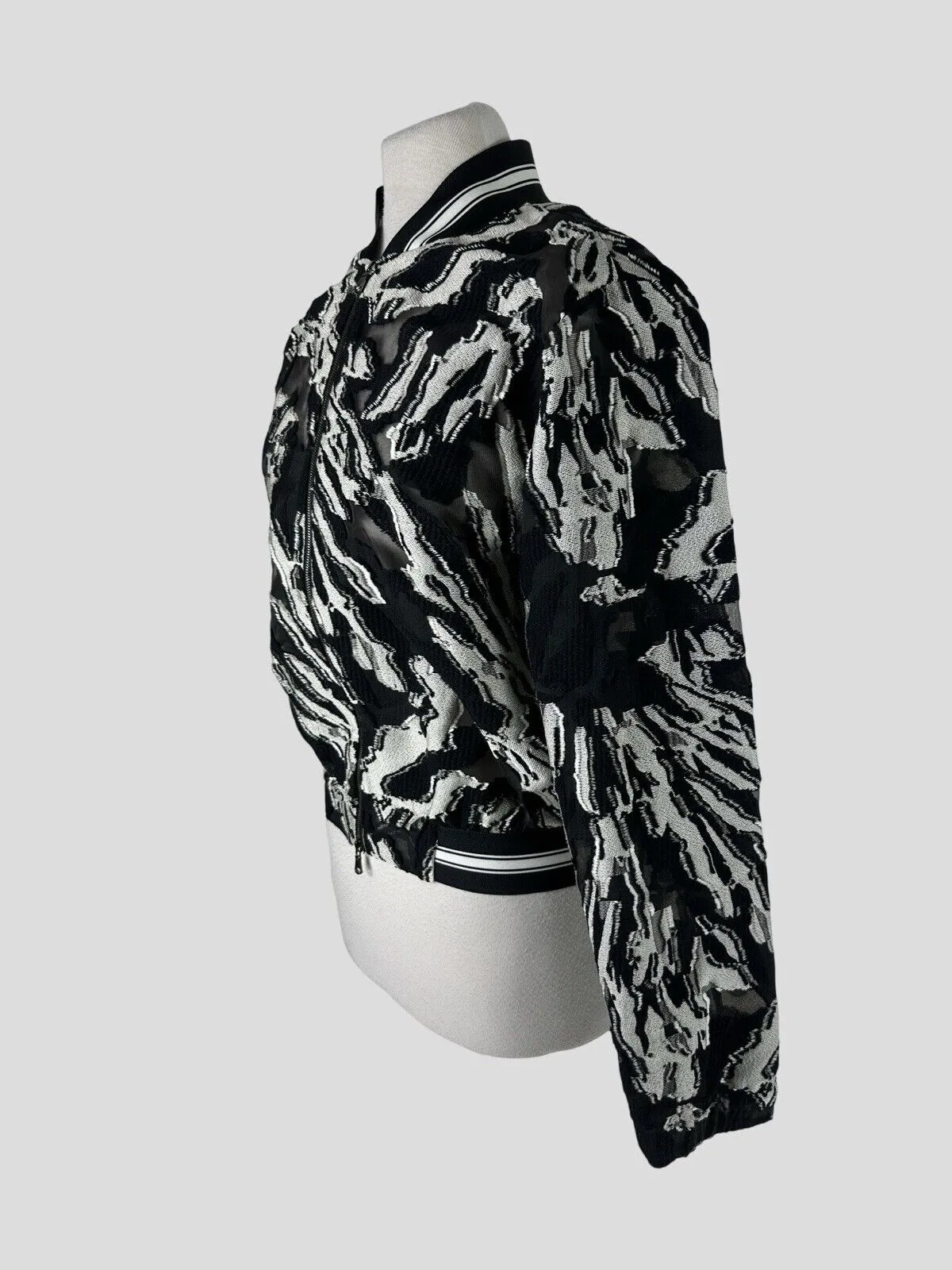 Dorothee Schumacher black & white jacket size UK8/US4