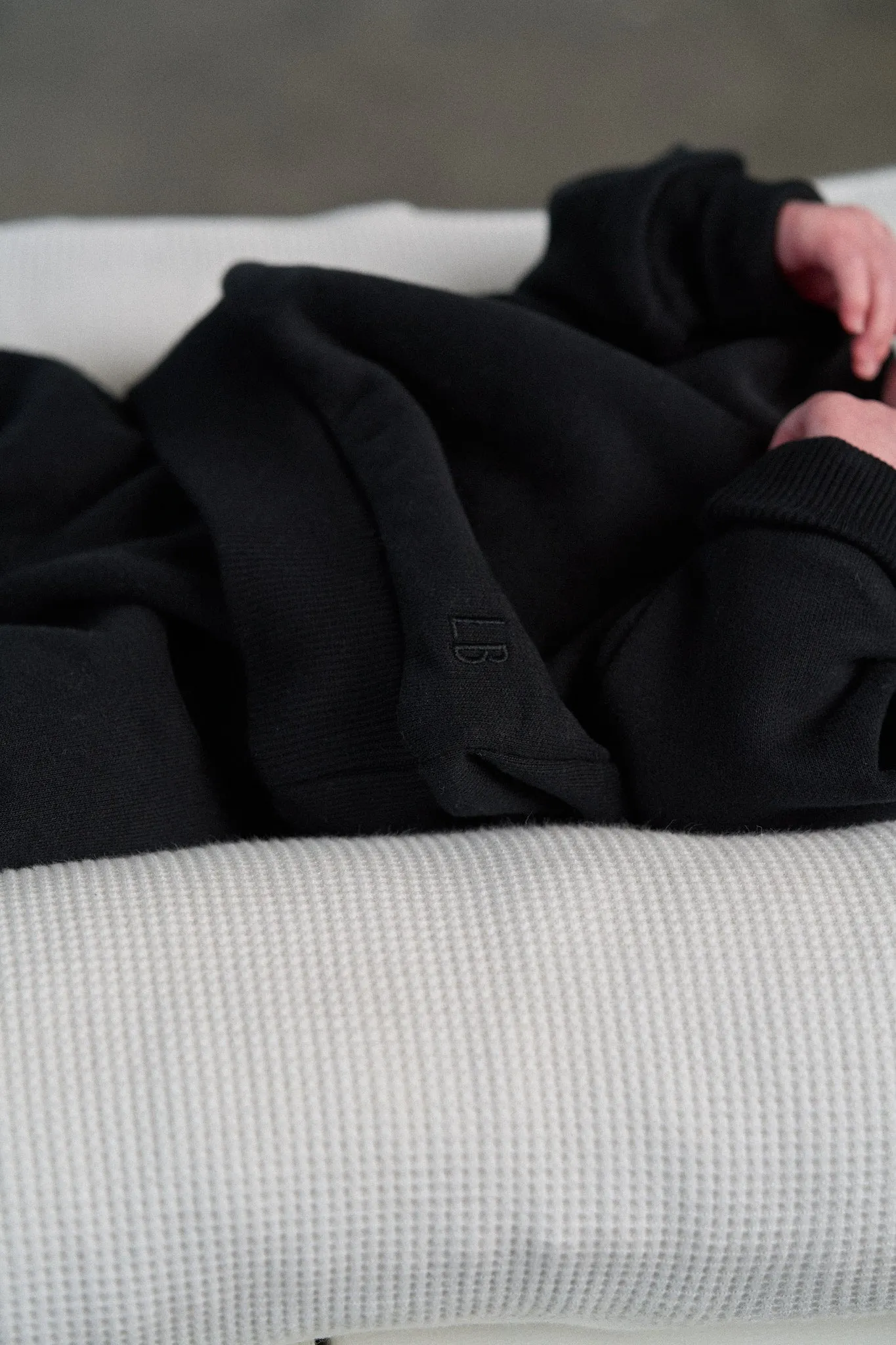 Elevated Crewneck - Black