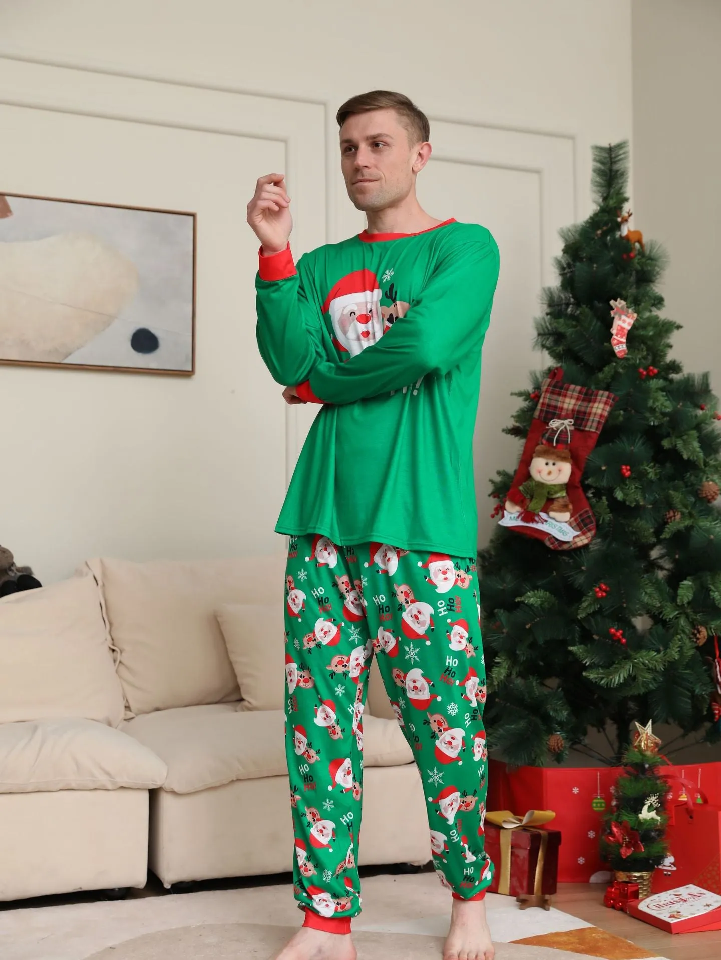 Family Matching Santa Claus Printed Fashion Pajamas