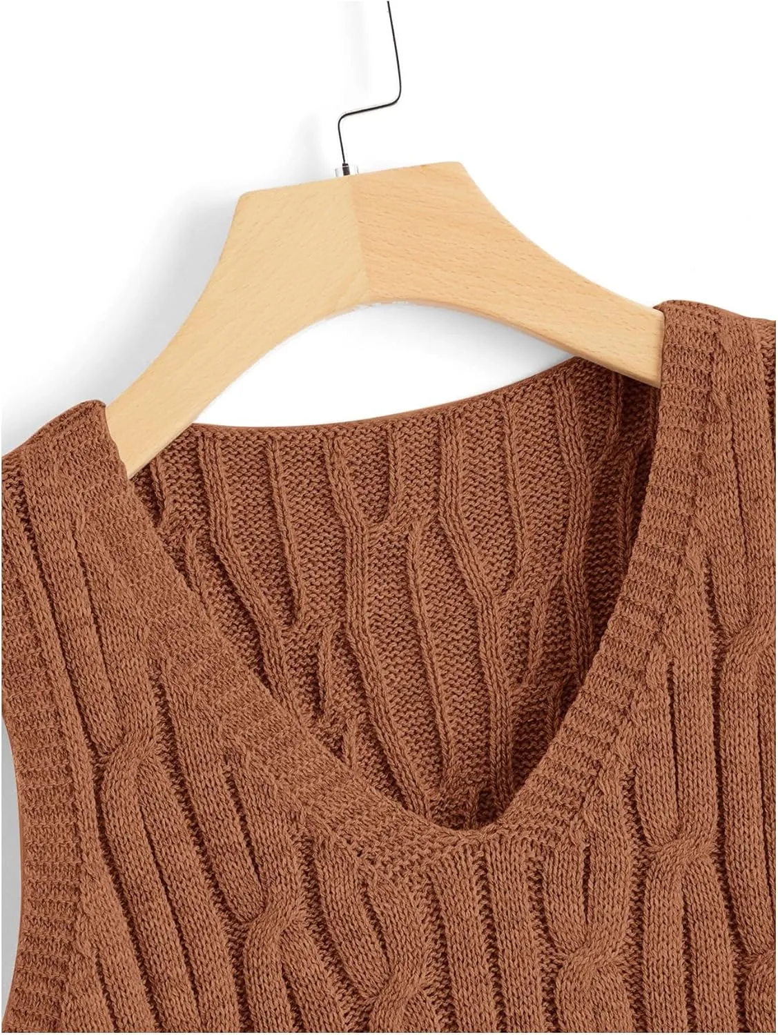 Floerns Women's Cable Knit Sleeveless Sweater Vest V Neck Pullover Crop Tops