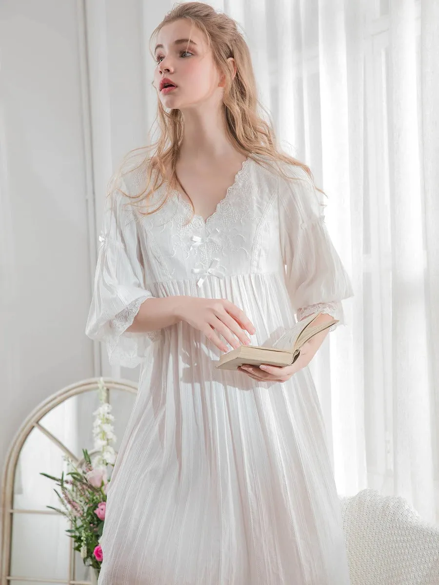 Luna's Adorable Princess Nightgown