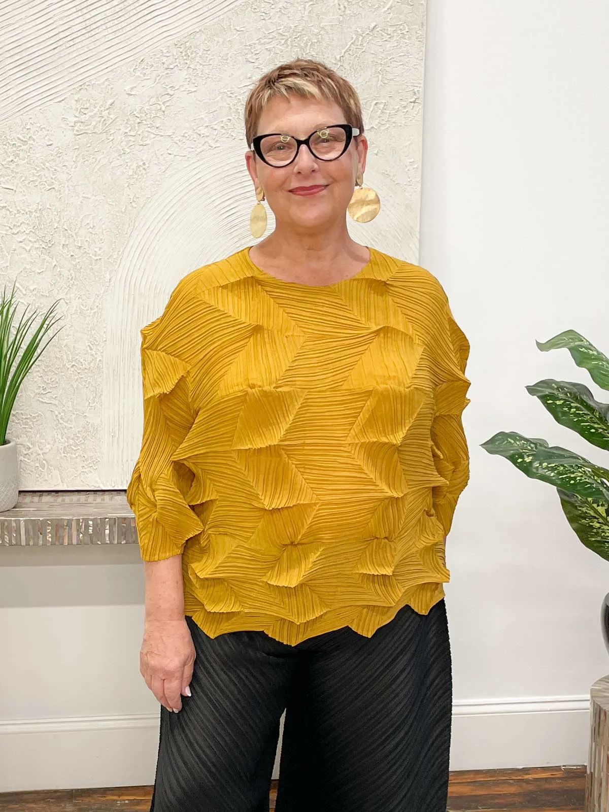 Magic Shirt, Mustard