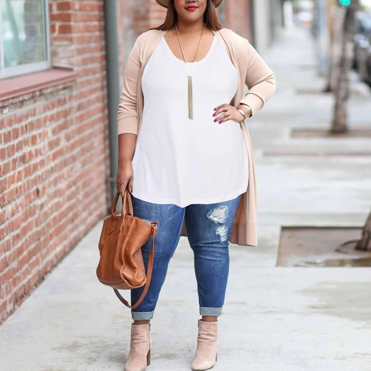 Plus Size Tank Tops for Women Summer Sleeveless Workout Tank Tops Scoop Necklines T-Shirts Casual Loose