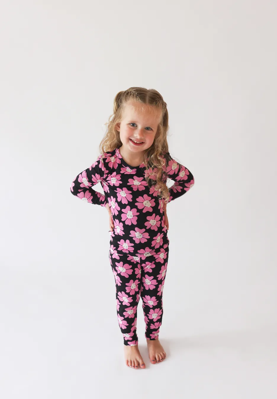 Posh Peanut Basic Long Sleeve Loungewear Pajama & Pants in Winifred