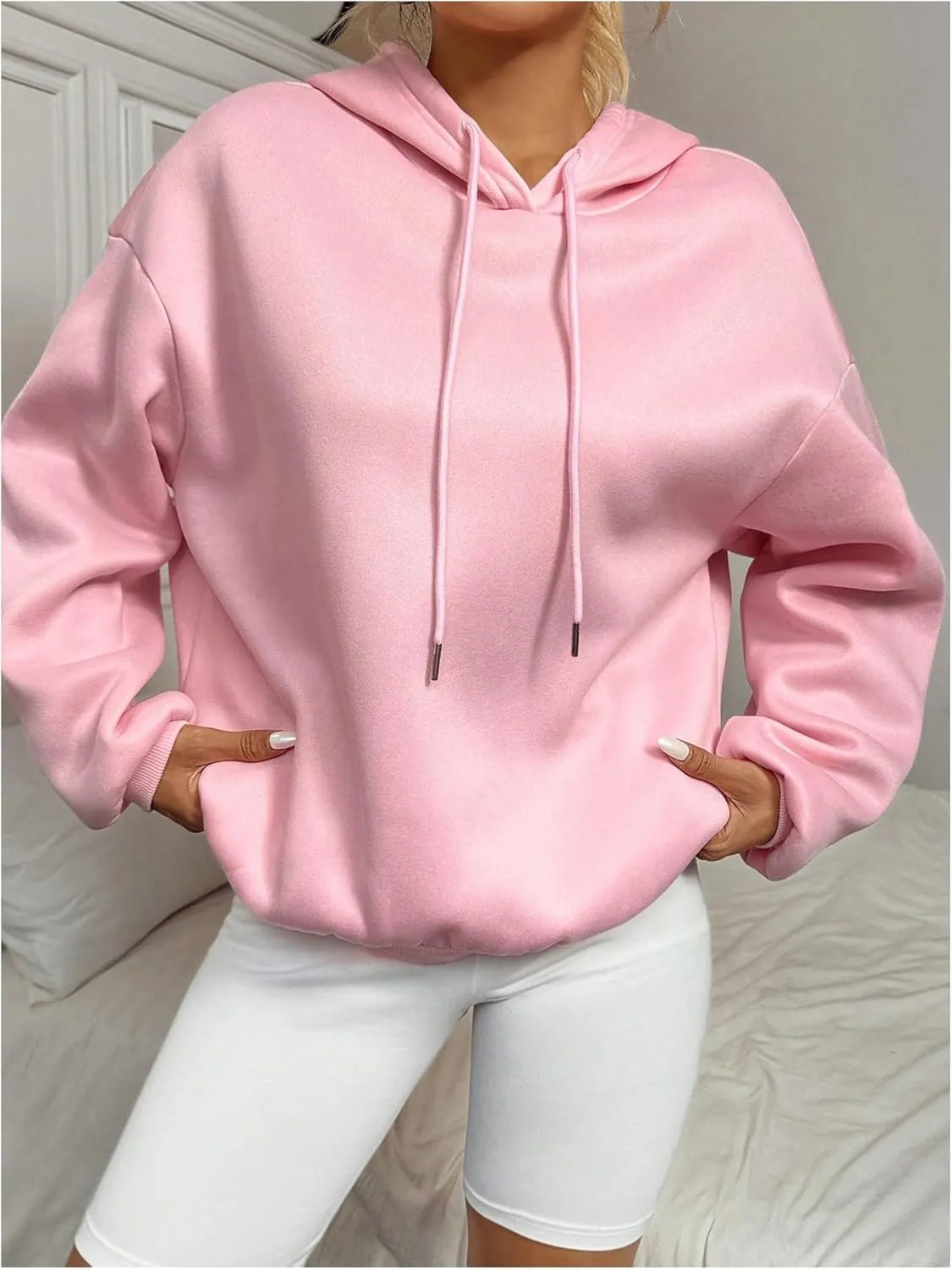 SweatyRocks Women's Graphic Oversized Hoodies Long Sleeve Drop Shoulder Pullover Sweatshirts
