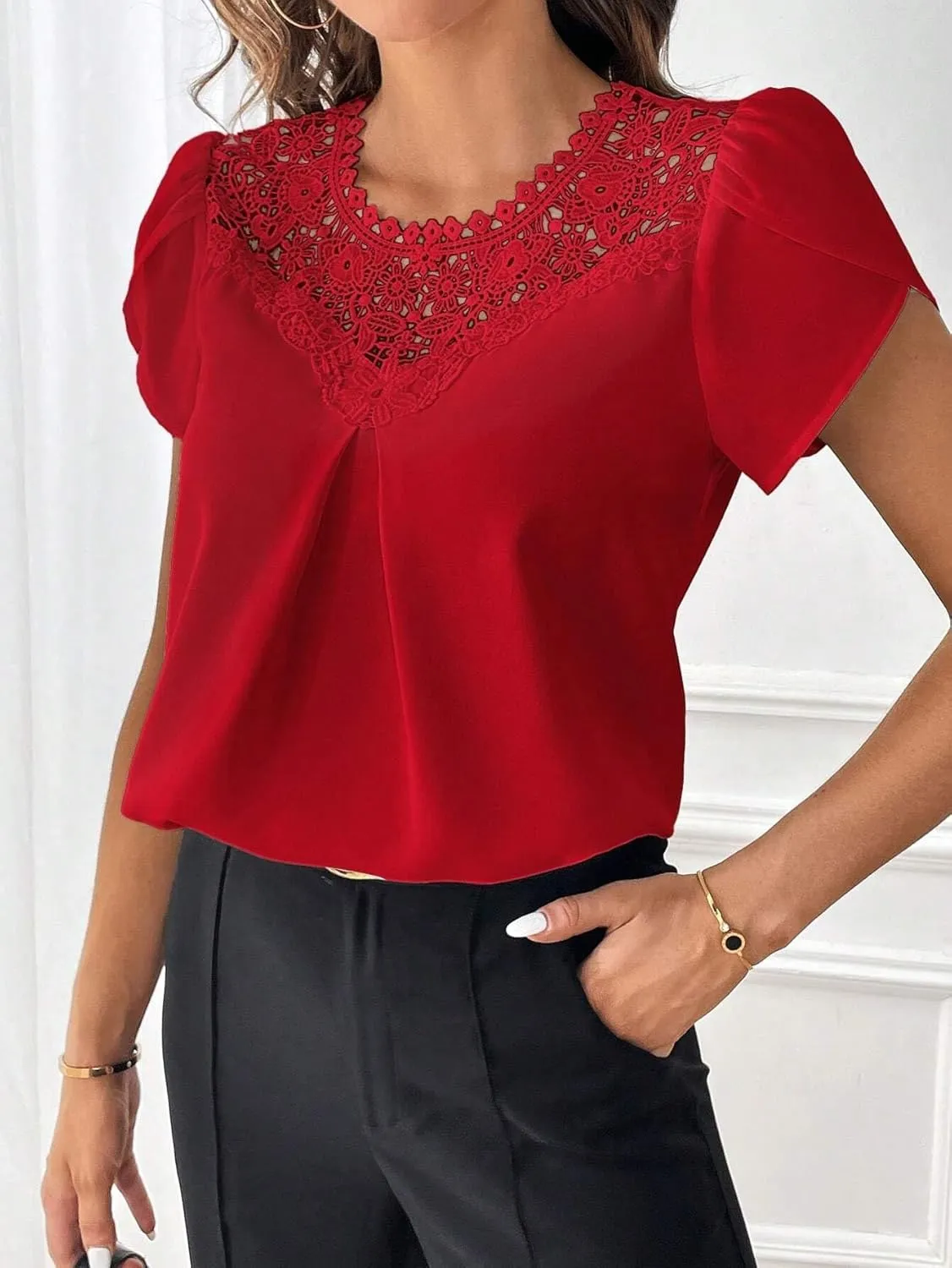 Women's Blouses Shirts Summer Casual Solid Color Lace Patchwork Puff Sleeve Shirt Trendy Tshirts Tops